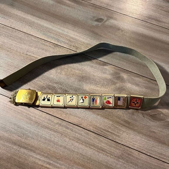 Boy Scouts of America Lot of 4 and Brass Belt Shirts Kids Small - Picture 8 of 9